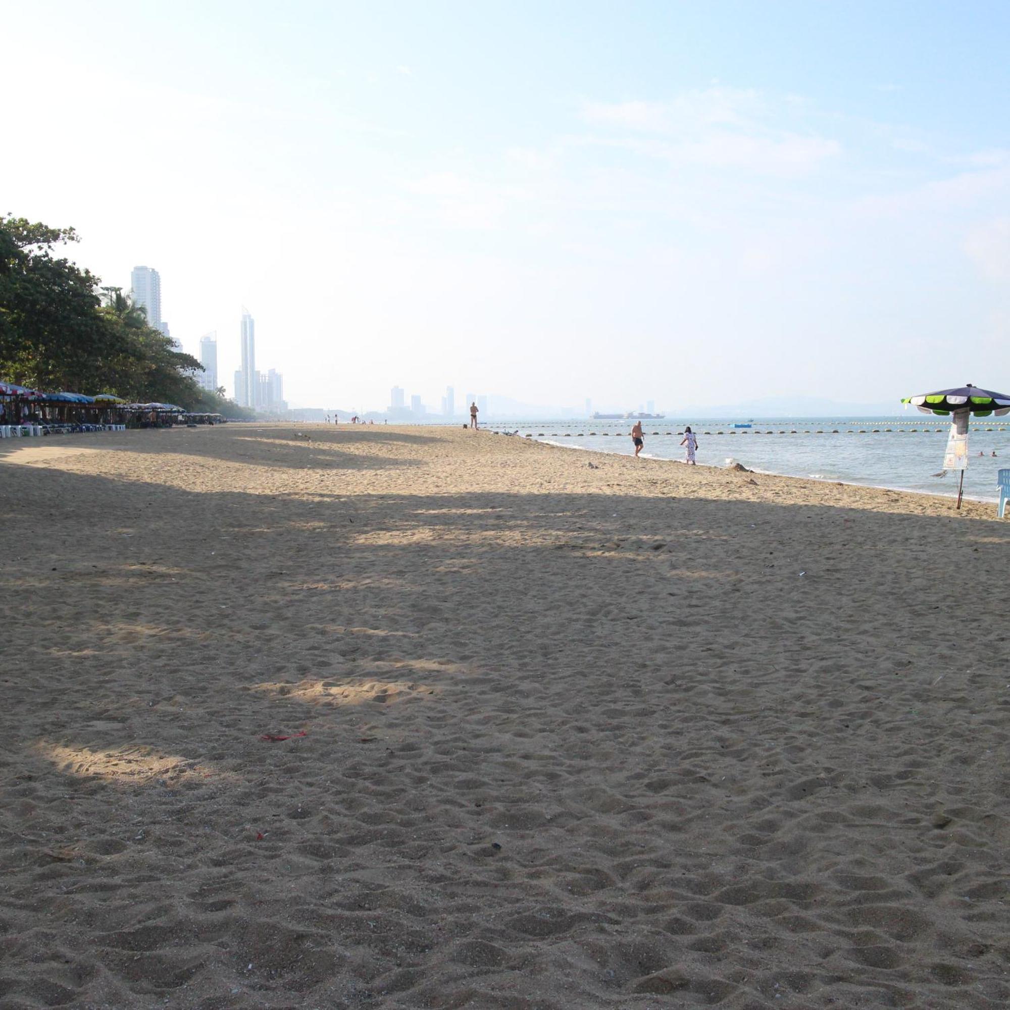 Spa Guest House Jomtien Beach Eksteriør billede