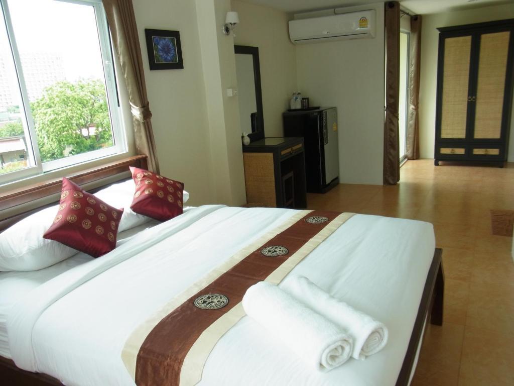 Spa Guest House Jomtien Beach Værelse billede