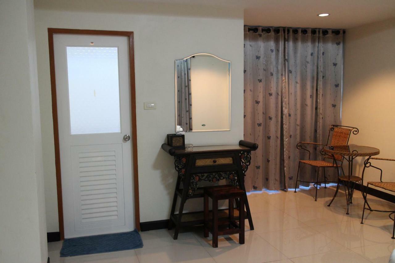 Spa Guest House Jomtien Beach Eksteriør billede