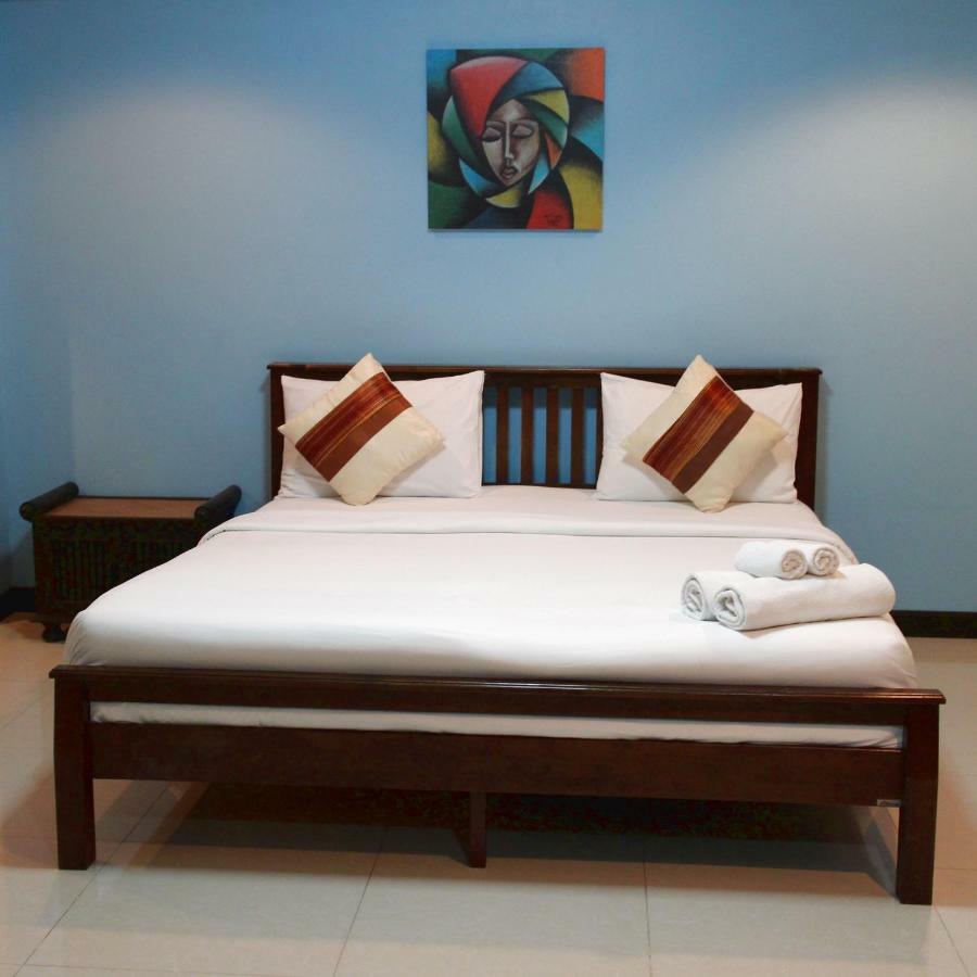 Spa Guest House Jomtien Beach Eksteriør billede